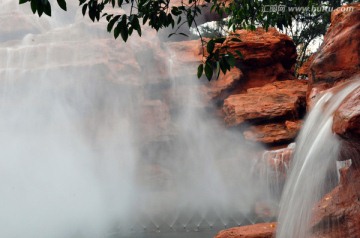 假山喷泉