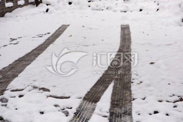 雪地车辙