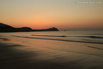 海上日出