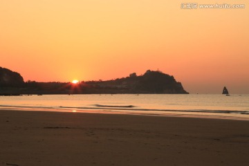 海上日出