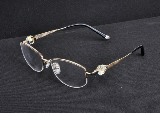 金色眼镜架 水晶装饰眼镜