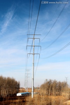 电塔 高压线 电线塔