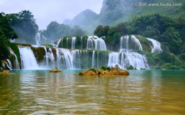 瀑布風(fēng)景