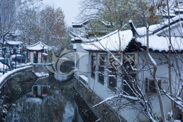 江南雪景