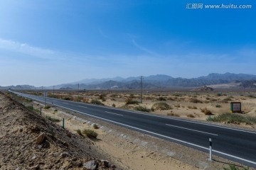 戈壁沙漠公路
