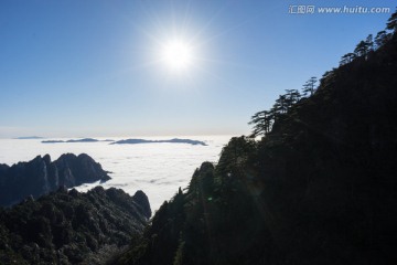 黄山 云海翻腾 蓝天白云