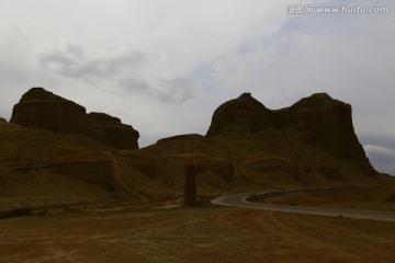 新疆魔鬼城地貌