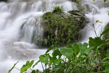 山泉溪水