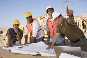 建筑师和建筑工人