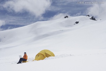 徒步登山者