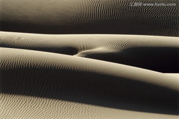 海风吹拂的沙丘
