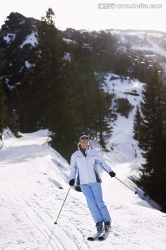 女子滑雪，下坡，坡度