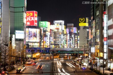 新宿歌舞伎町，晚上