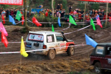 業(yè)余越野車賽