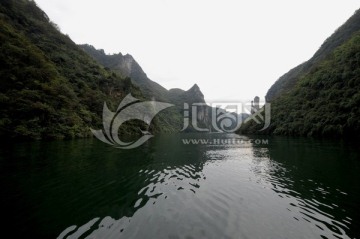 舞阳河孔雀山