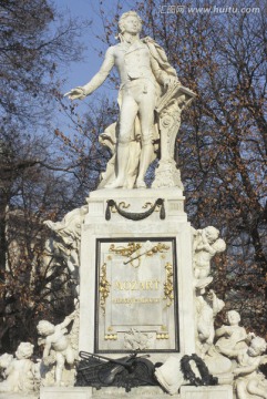 莫扎特纪念碑 