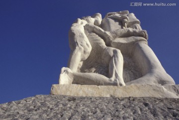 反对战争雕塑