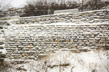 雪 墙壁