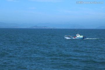 大海 蓝天 白云