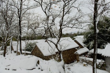 山村雪景