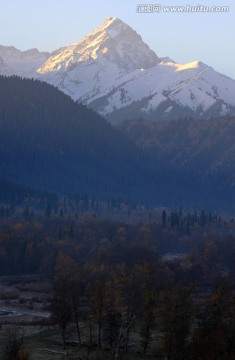 雪山