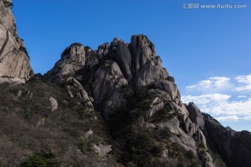 黄山裸露的花岗岩山体