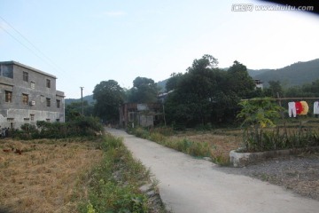 那梭平木村中大村组