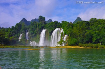 山水瀑布 高山流水