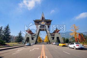 四川青城山新山门