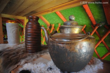 内蒙古蒙古族牧民生活用具茶具