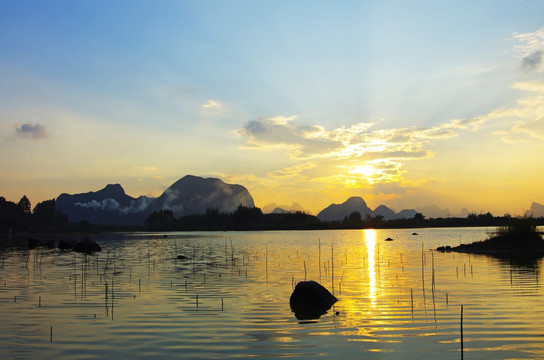 湖泊 湖泊风景