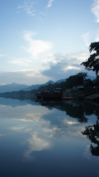 瓯江晨曦 丽水