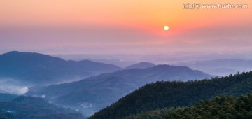 山野 日出