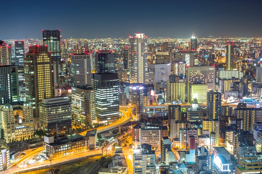 鸟瞰繁华城市夜景