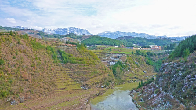 山丘 山林 沟壑  雪山