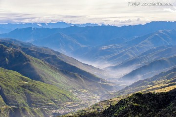 西藏错那风光