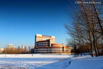 东北石油大学 图书馆 大学校园