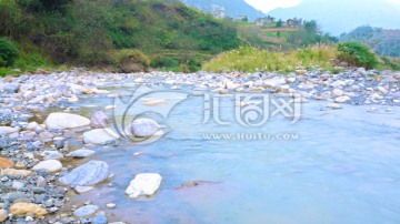 水流 河水 水花 河道