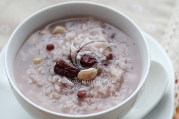 红豆花生红枣粥