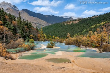 四川黄龙钙华彩池