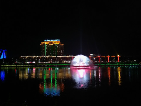 河源 亚洲第一高喷泉 夜景