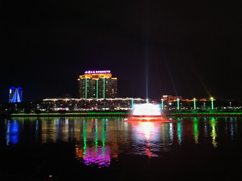 河源 亚洲第一高喷泉 夜景