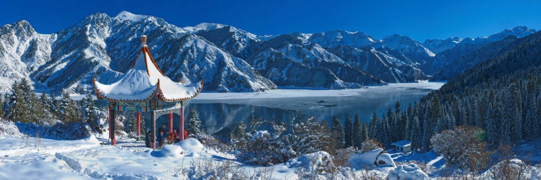 高山湖泊