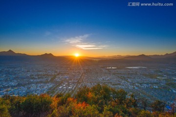 丽江全景 日落