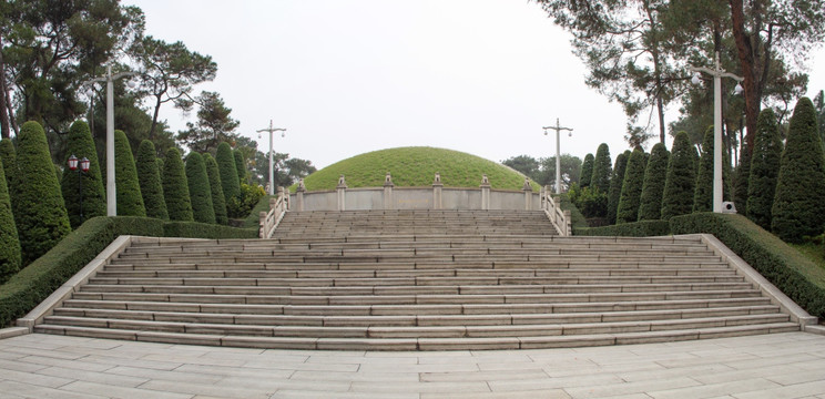 广州公社烈士之墓