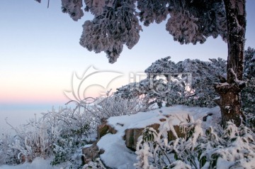 雪山