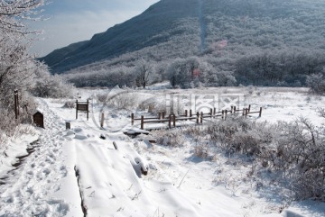 雪山