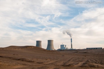 戈壁灘發電廠
