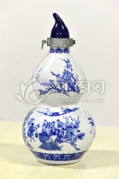 青花葫芦瓷酒瓶