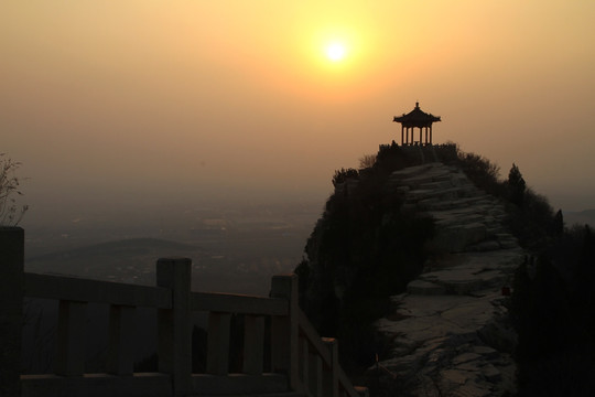 云门山 日出